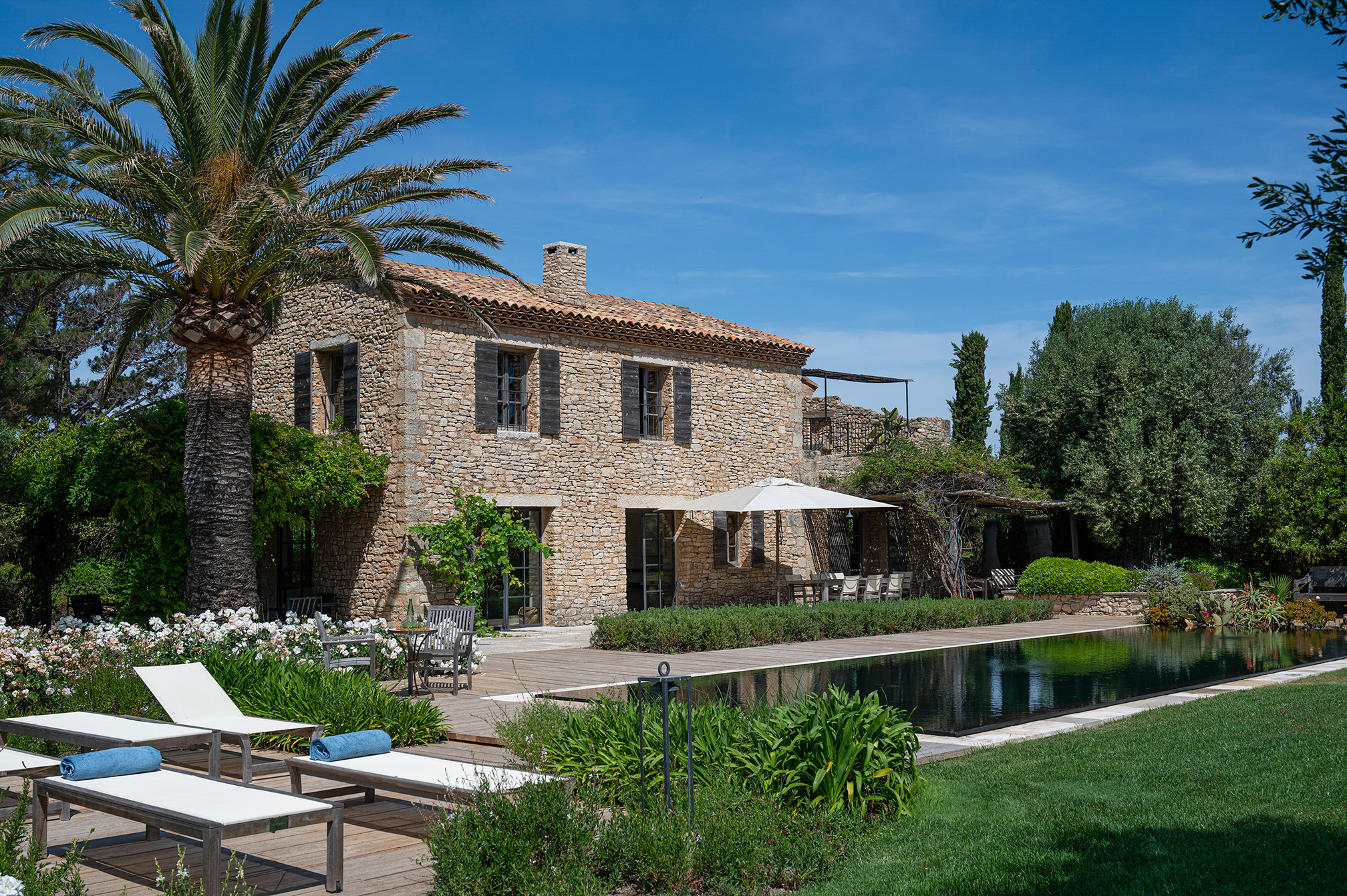Villa Era
