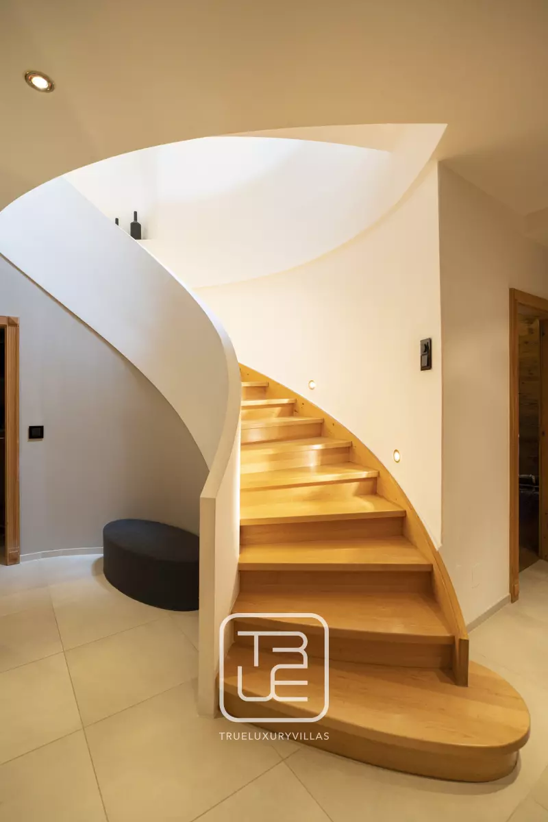 Penthouse Contempo