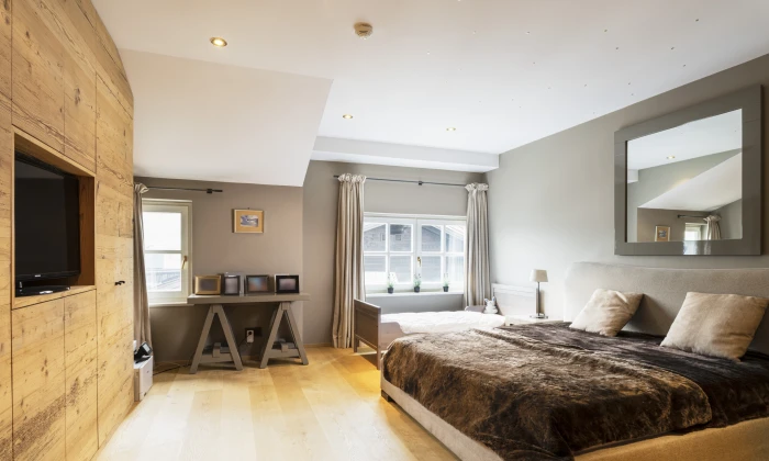 Penthouse Contempo