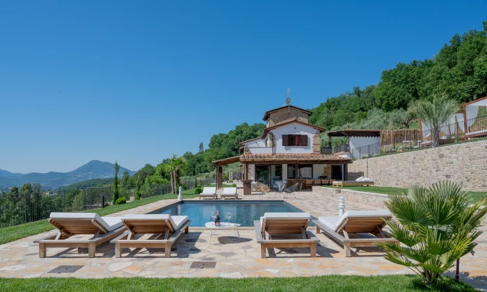 Villa Agola
