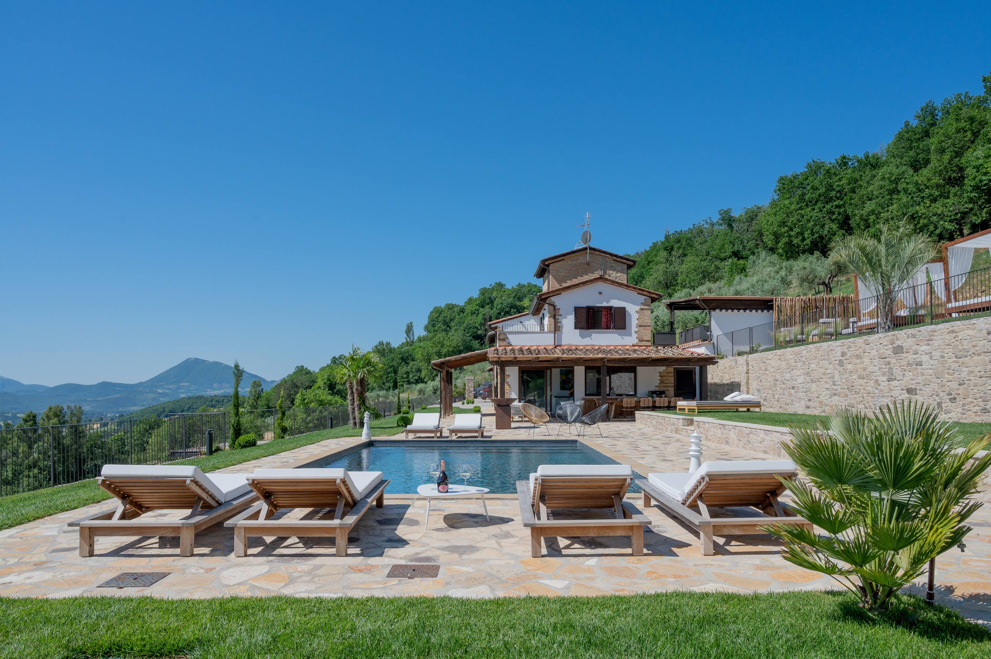 Villa Agola