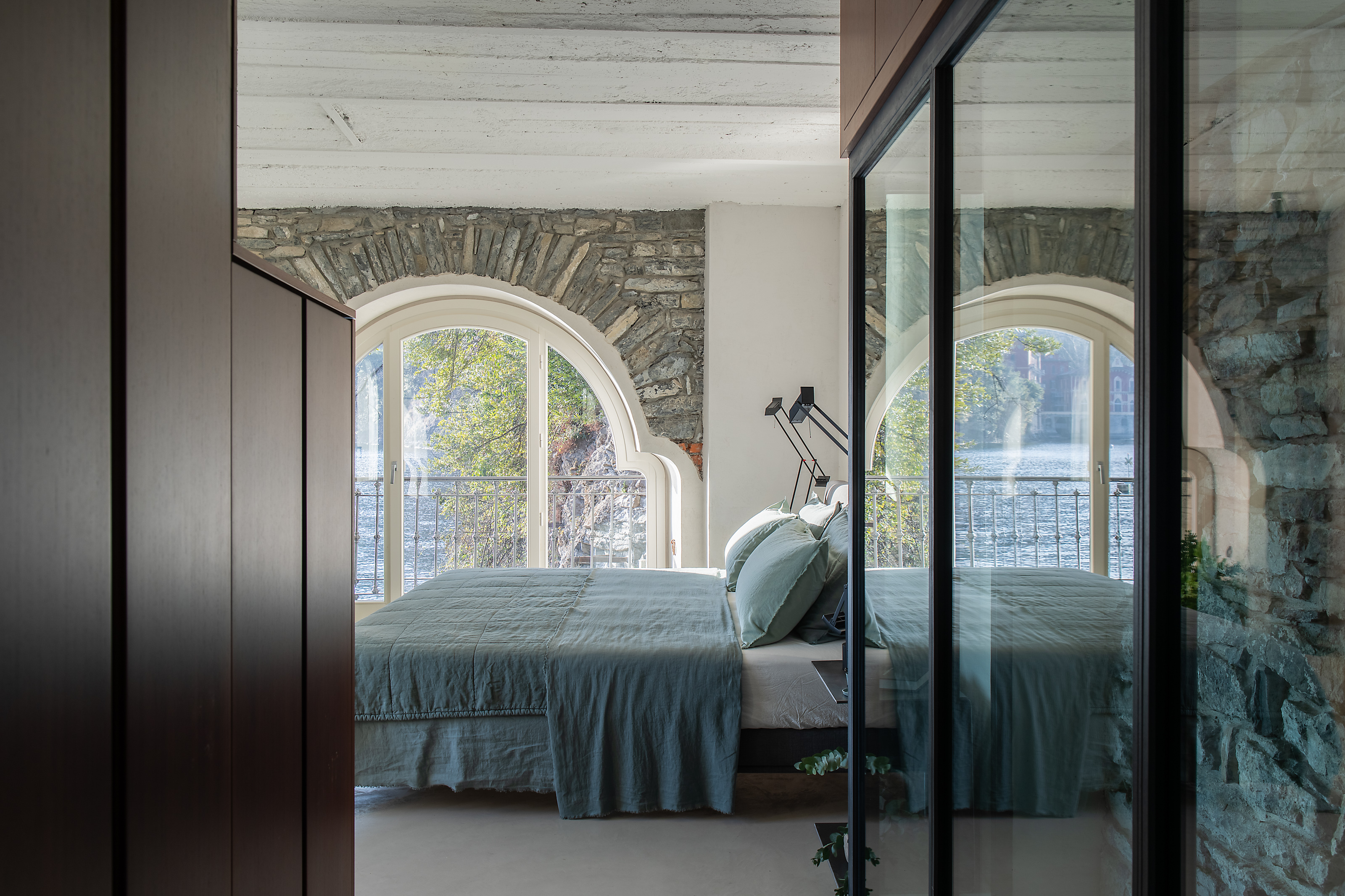 Lake Suite