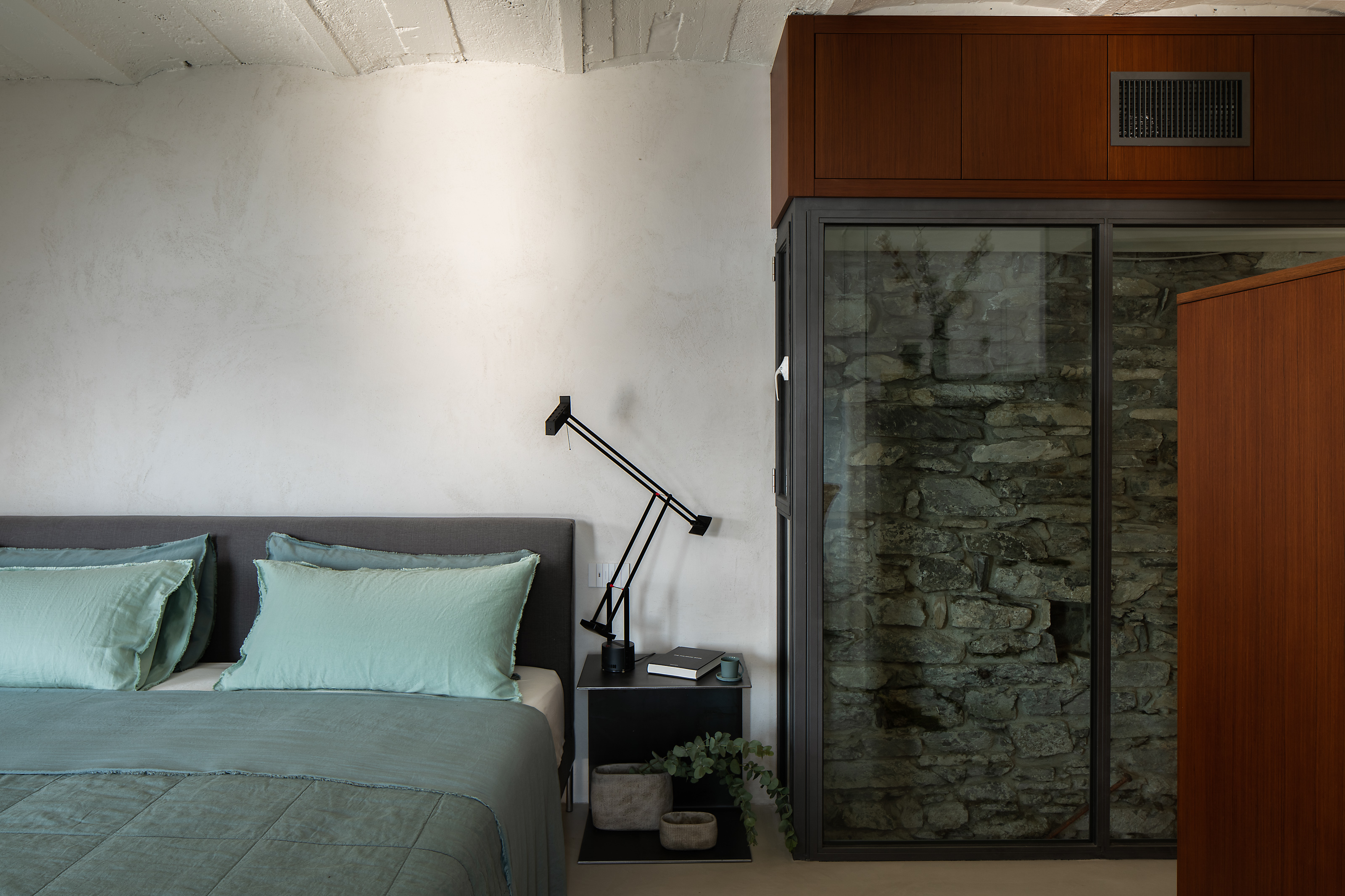 Lake Suite