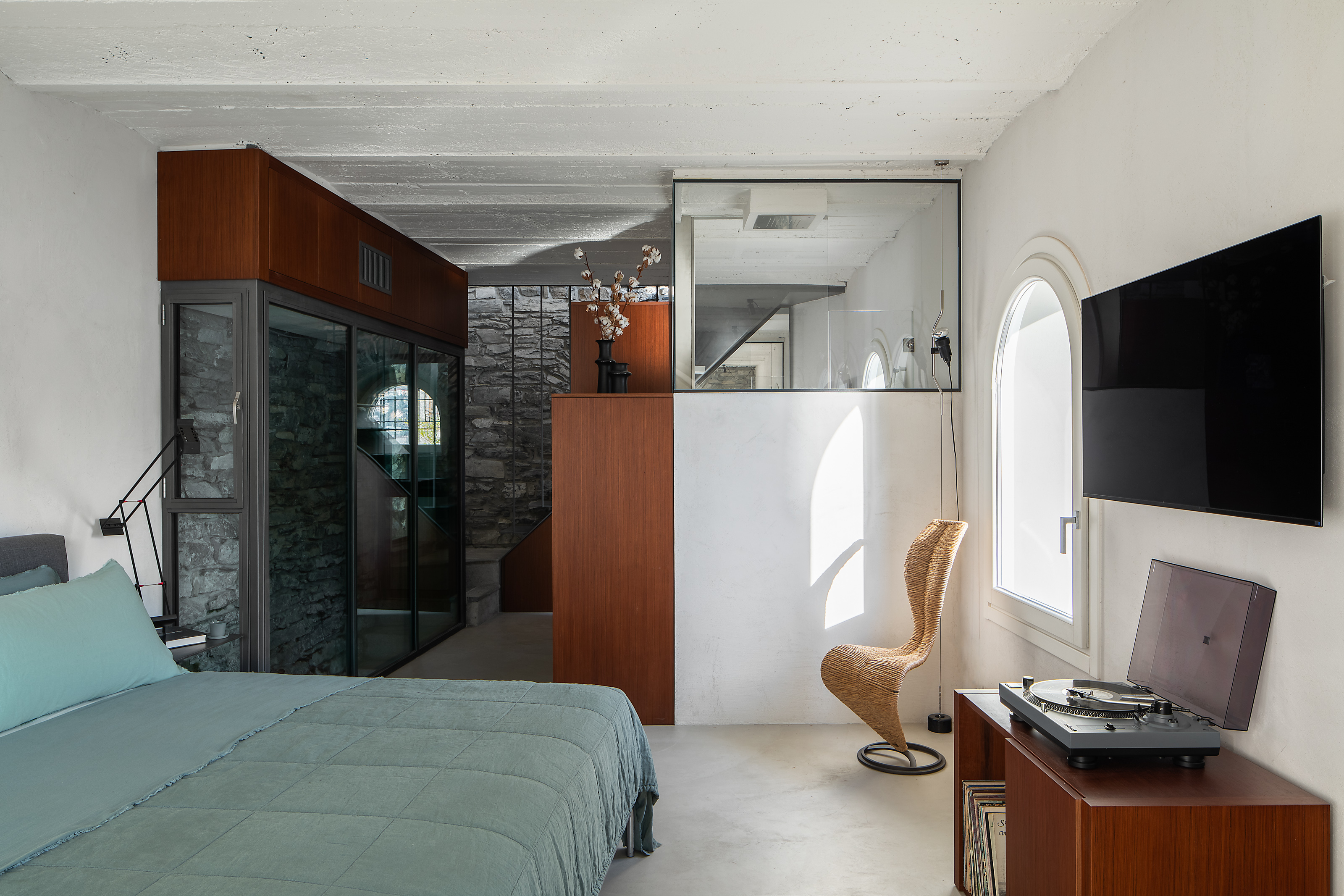 Lake Suite