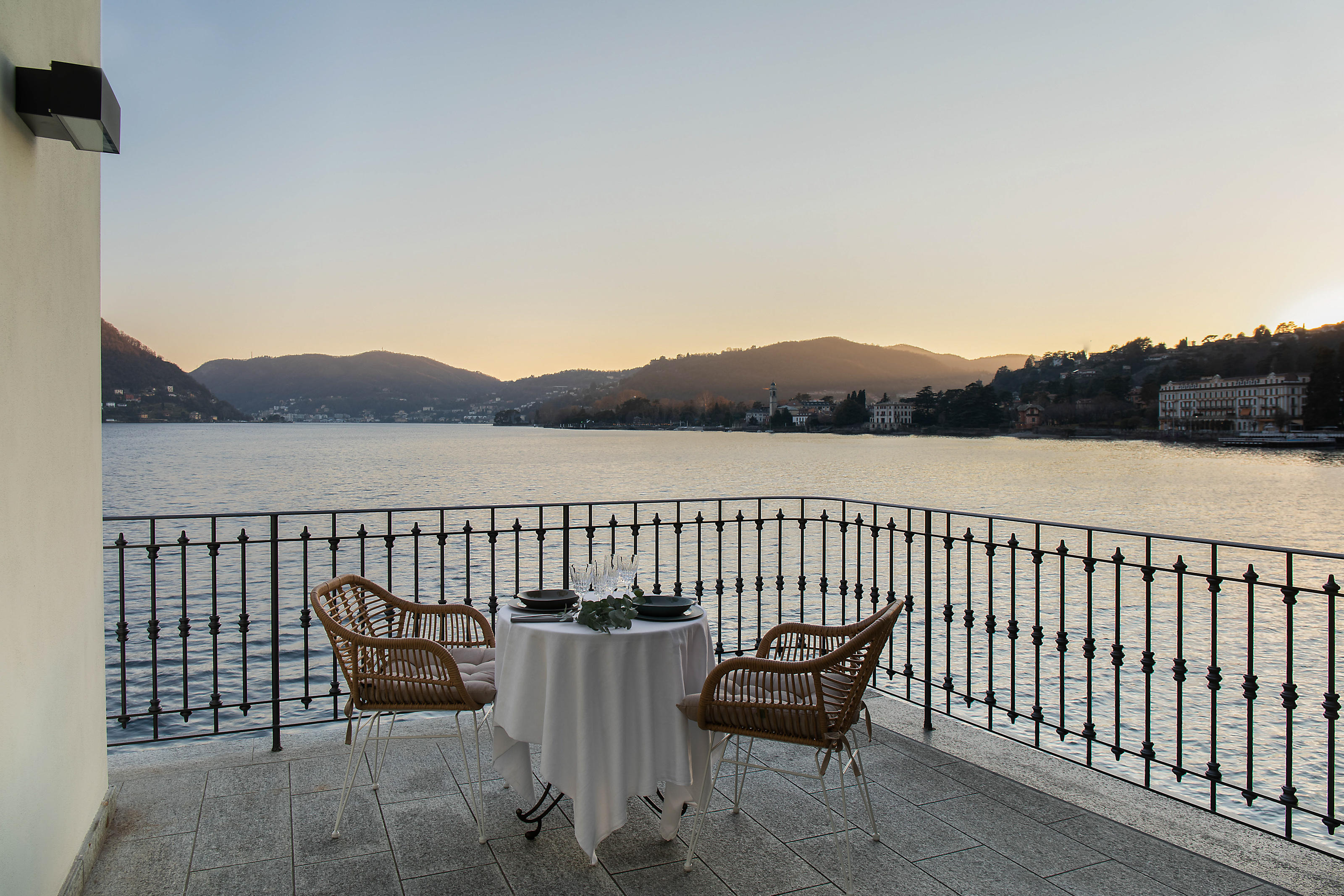 Lake Suite