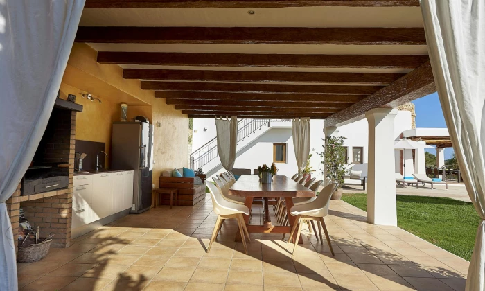 Villa Delinos