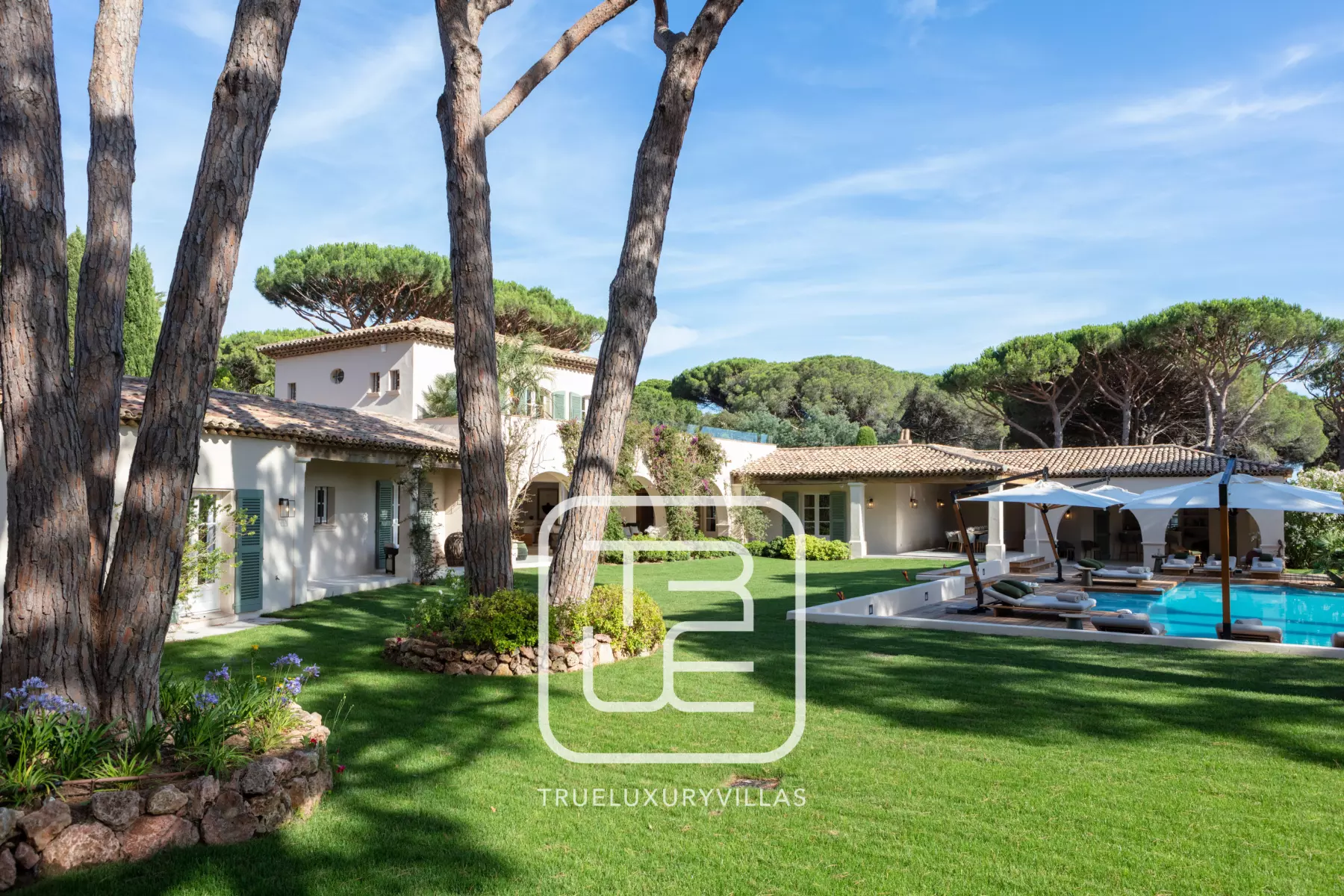 Villa Salins