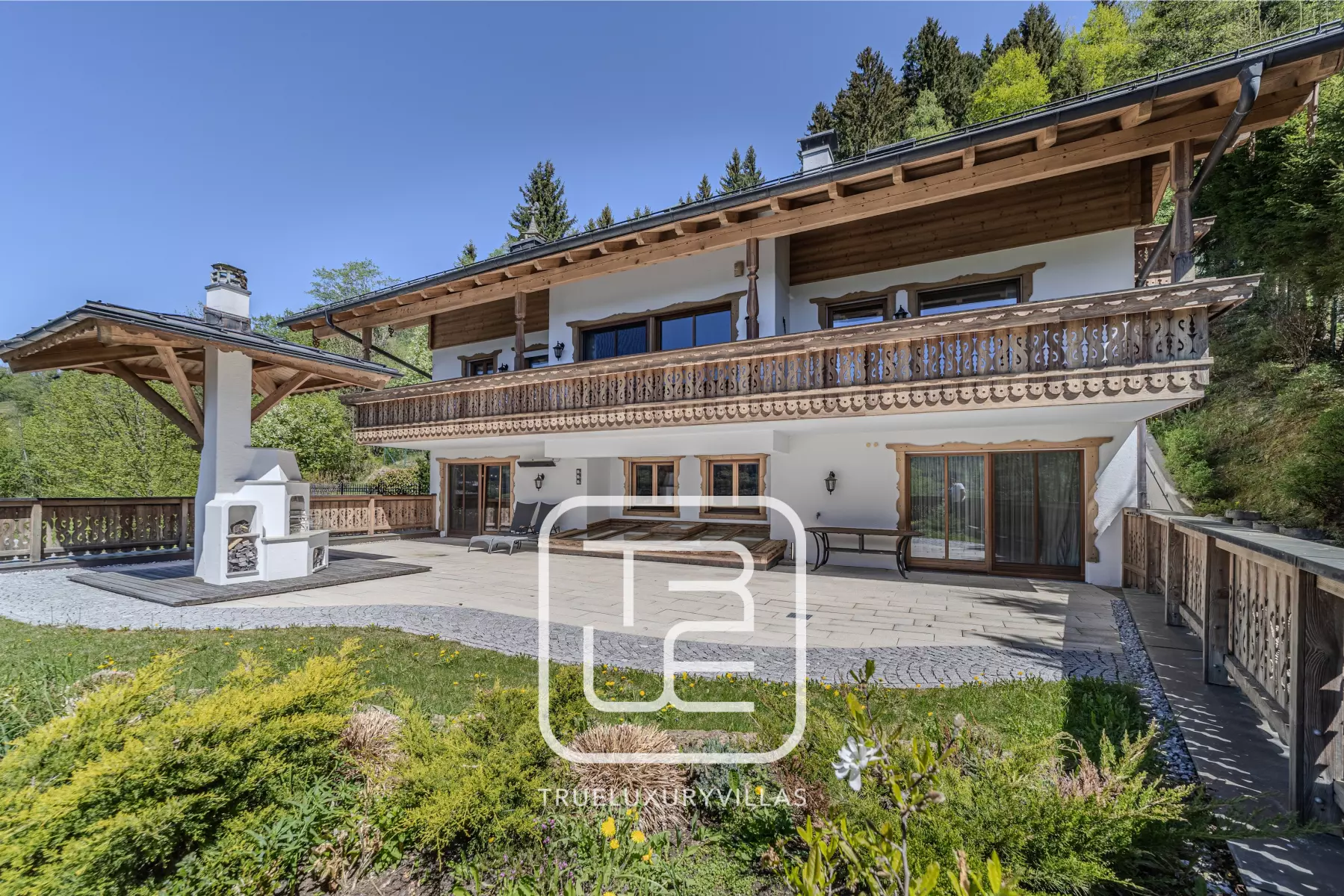Chalet Heritage