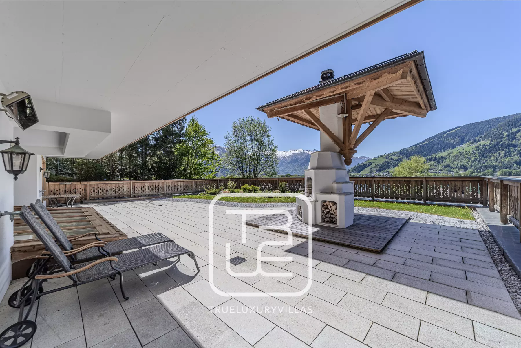 Chalet Heritage