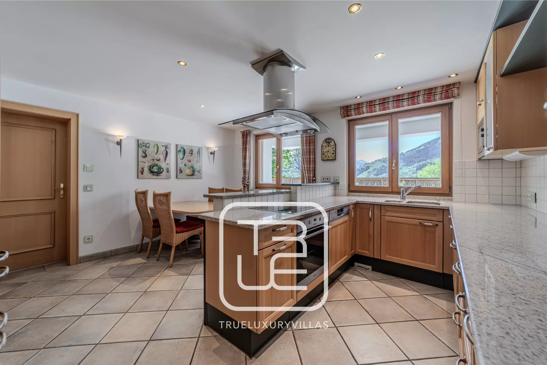 Chalet Heritage