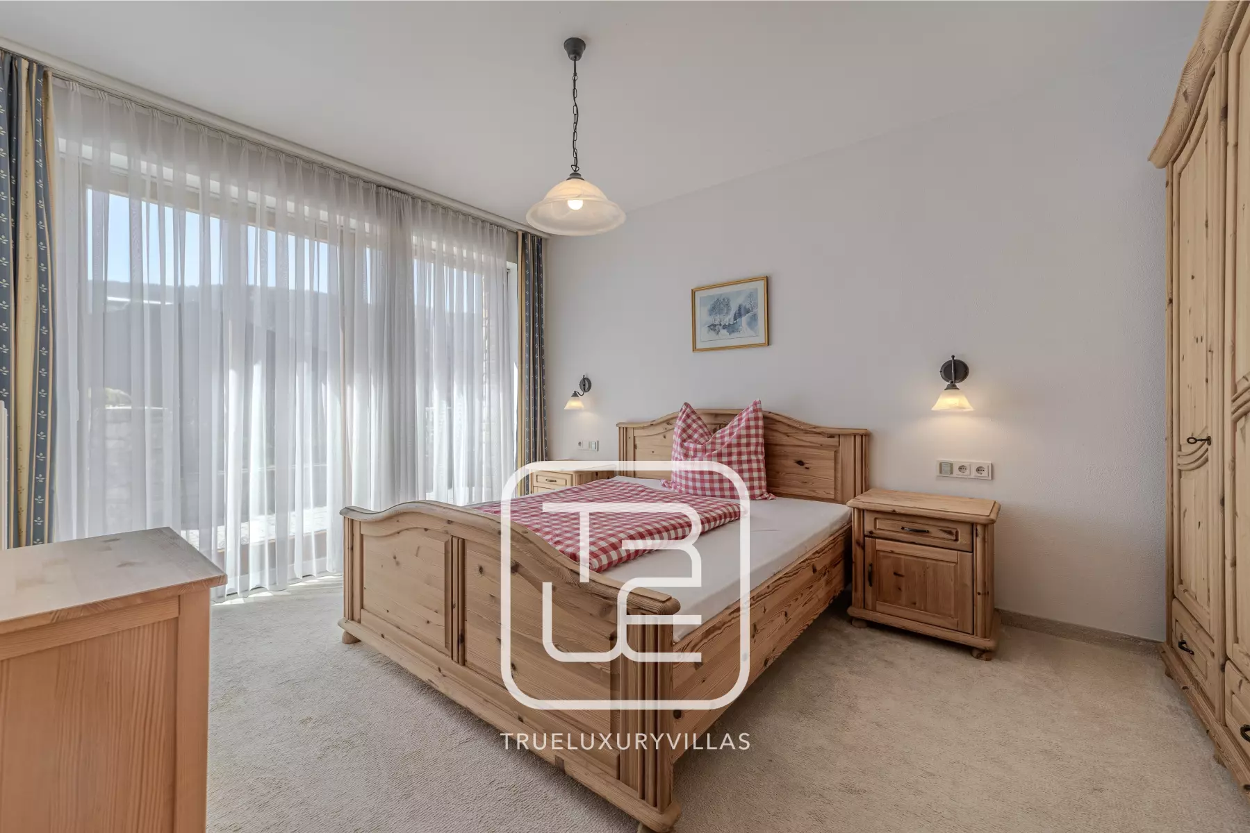 Chalet Heritage