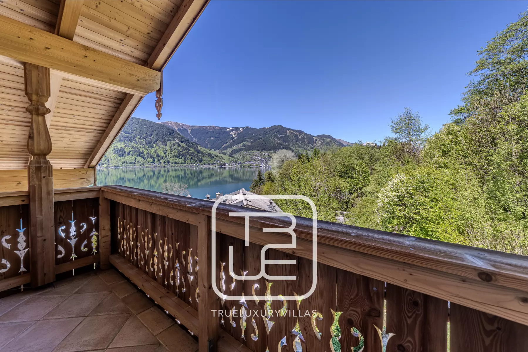 Chalet Heritage
