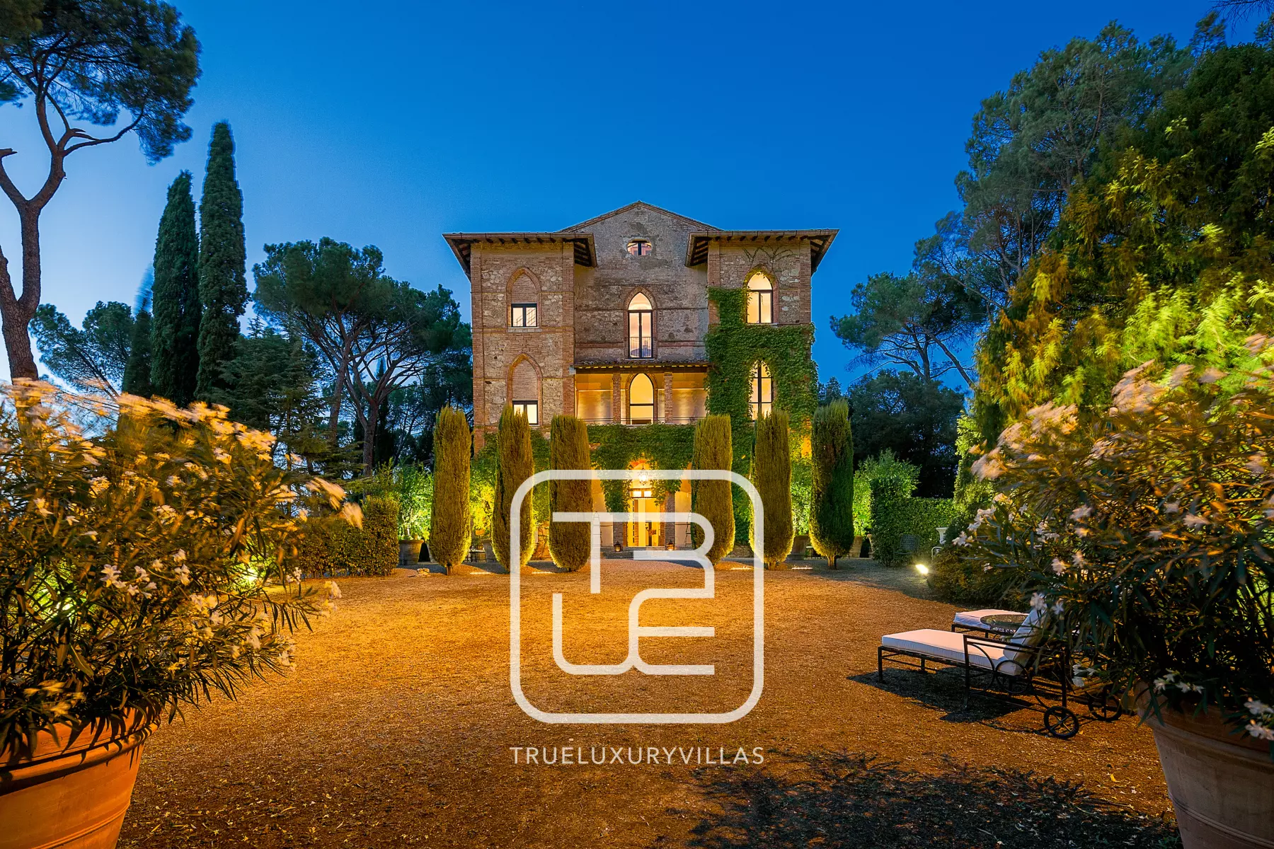 Estate Ora