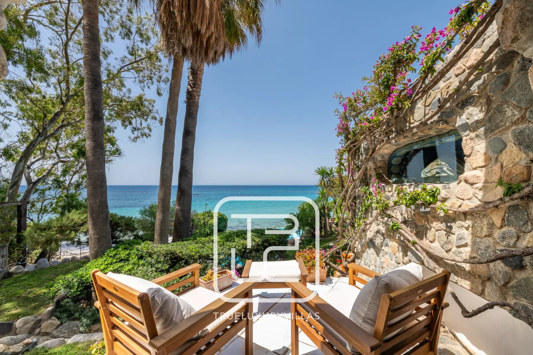 Villa Simius