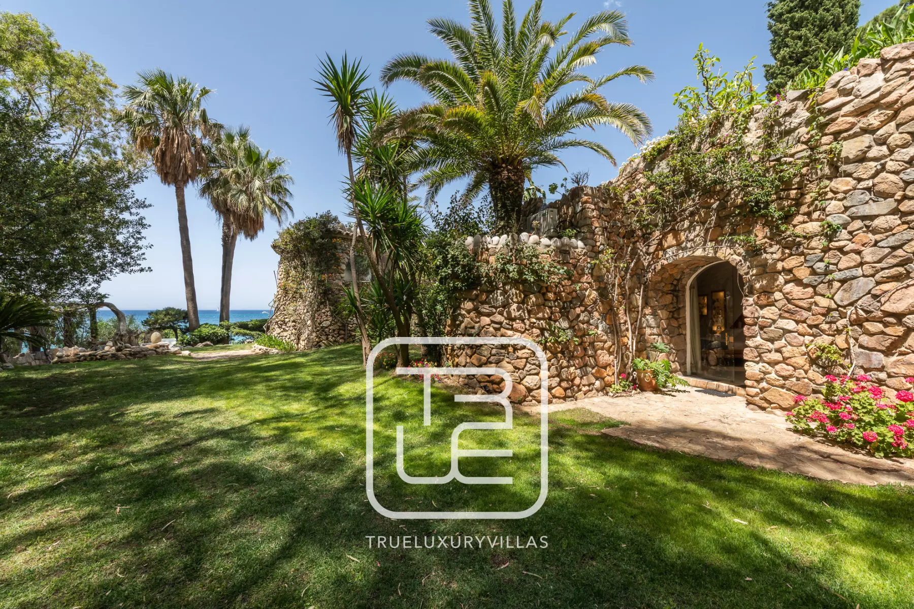 Villa Simius