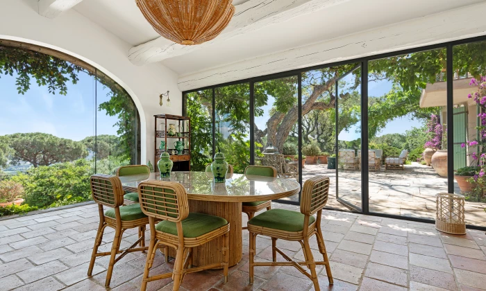 Villa Aria